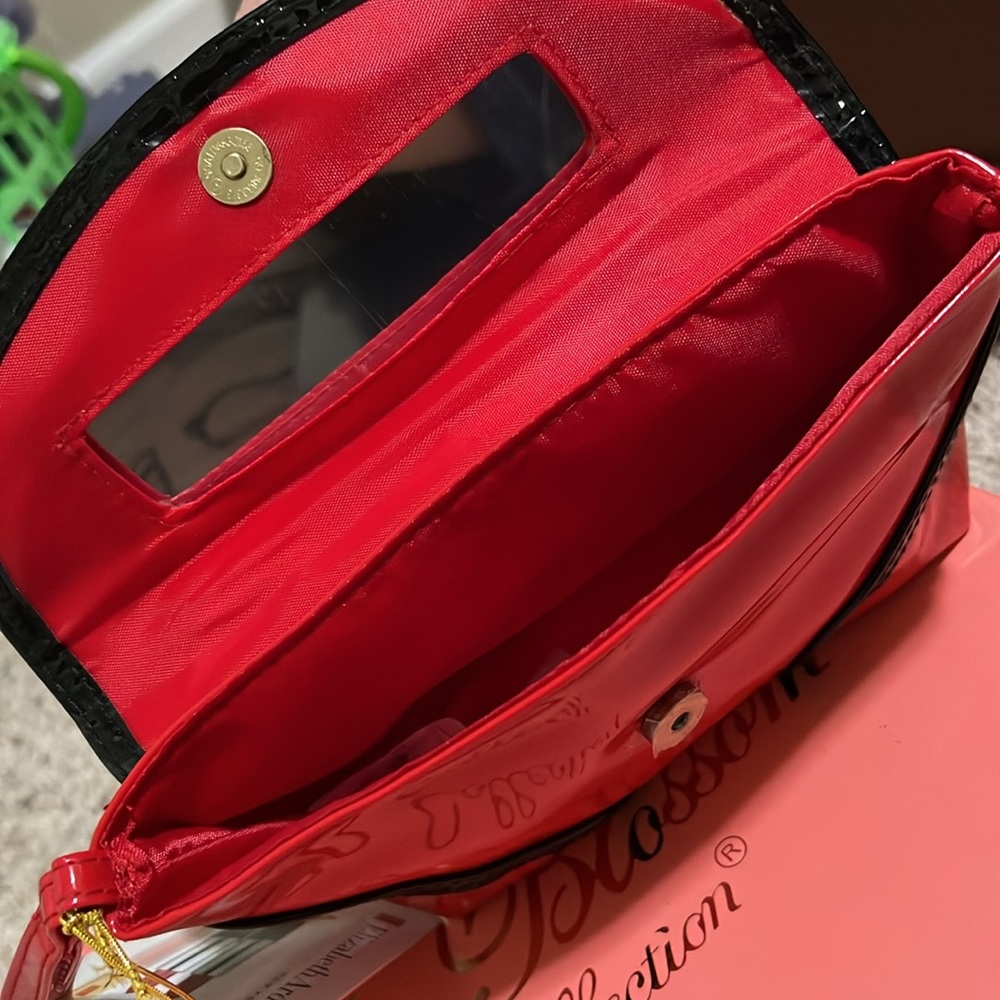 Make-Up Bag (No Cosmetic/Make-Up in it) - Picture 3 of 7